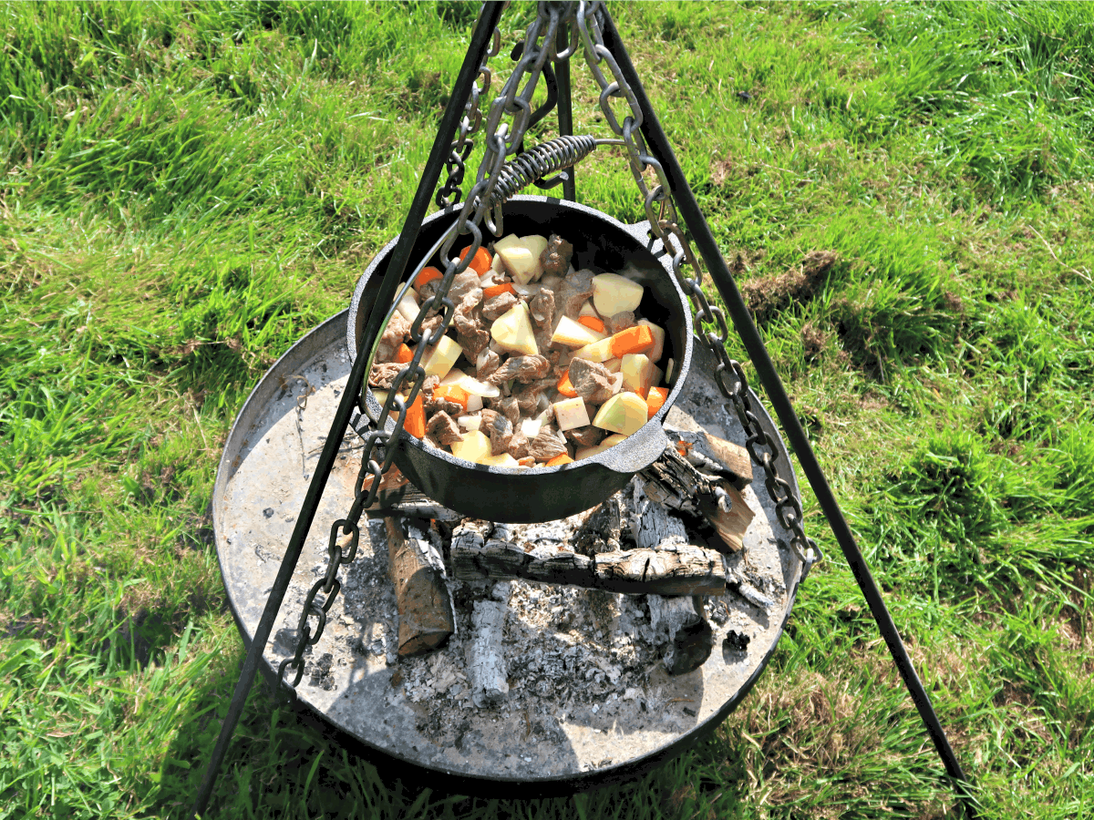 I believe teaching kids to cook is an essential part of ensuring they develop healthy nutritional habits. Campfire cooking is a brilliant way to make food fun and capture their interest #HealthyRedMeat